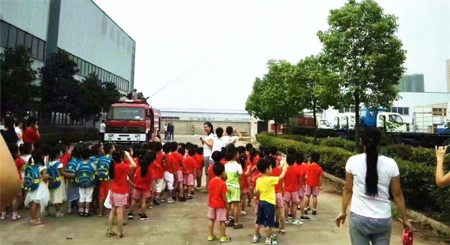 С�����^������܇���I